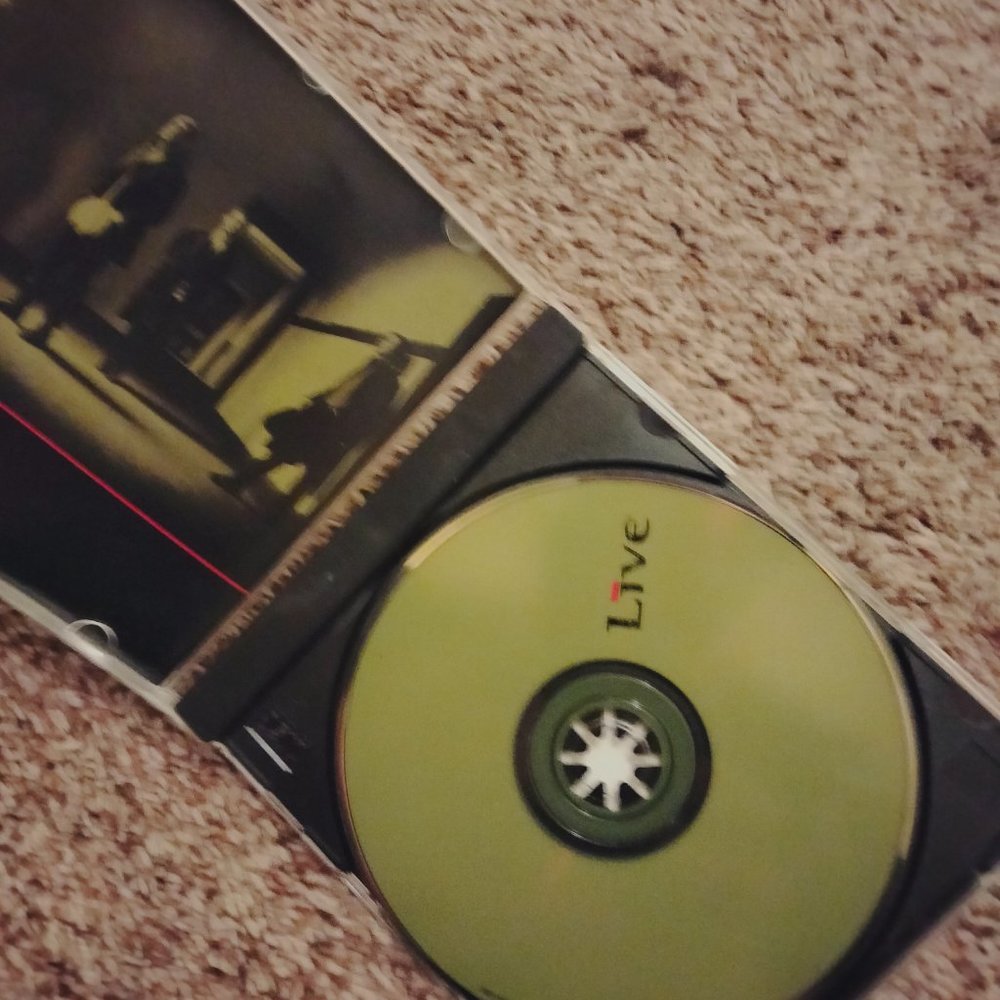 Live Throwing Copper cd - Picture 2 of 2